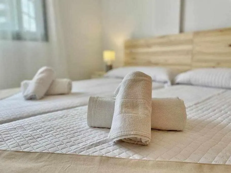 Atico Con Vistas Al Mar Y En Nerja Apartment
