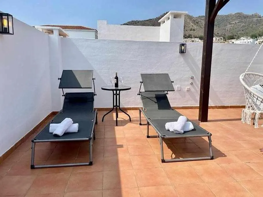 Atico Con Vistas Al Mar Y En Nerja Apartment 0*,